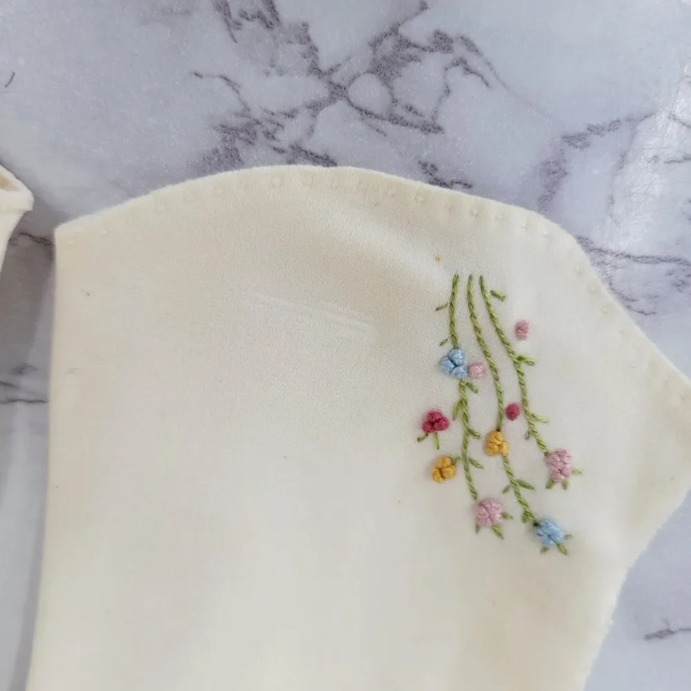 50s Vintage Cream Hand Floral Flower Embroidered Women's Dress Gloves